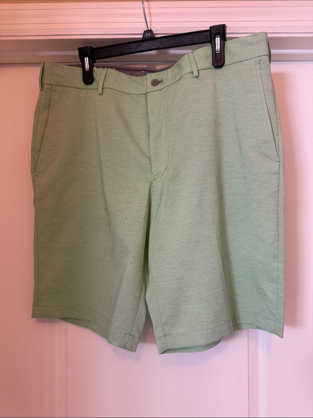 Walter Hagen Mint Green Flat-Front Men's Shorts
